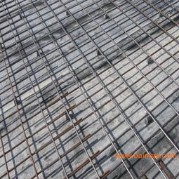 带肋钢筋焊接网片及其应用与成本解析